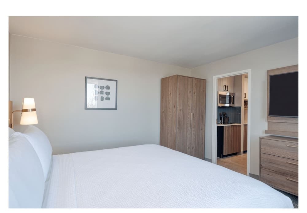 Staybridge Suites Federal Way - Seattle South by IHG gallery photo in Federal Way, WA — image 15