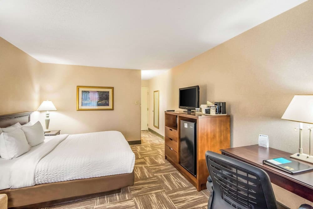 Clarion Inn Grand Junction gallery photo in Grand Junction, CO — image 9