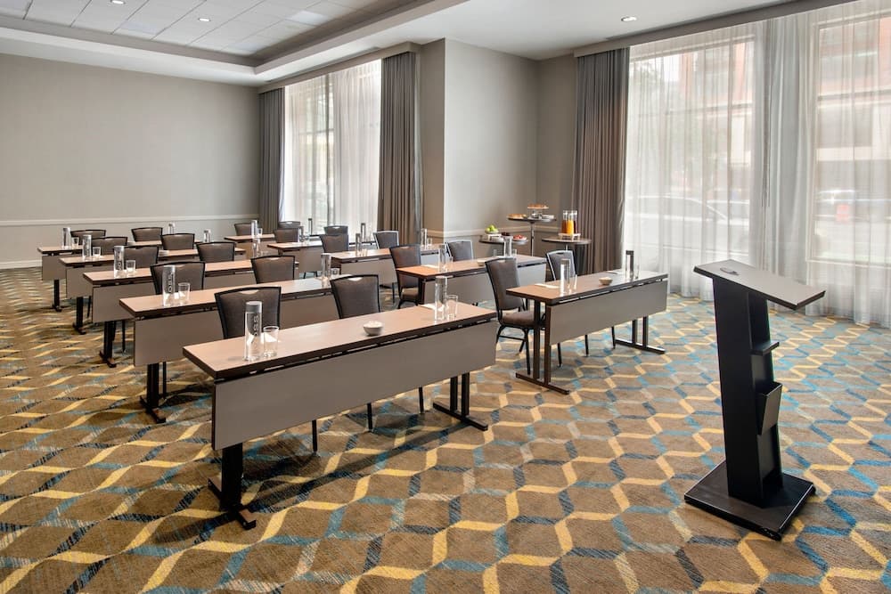 Residence Inn by Marriott Boston Cambridge gallery photo in Cambridge, MA — image 27