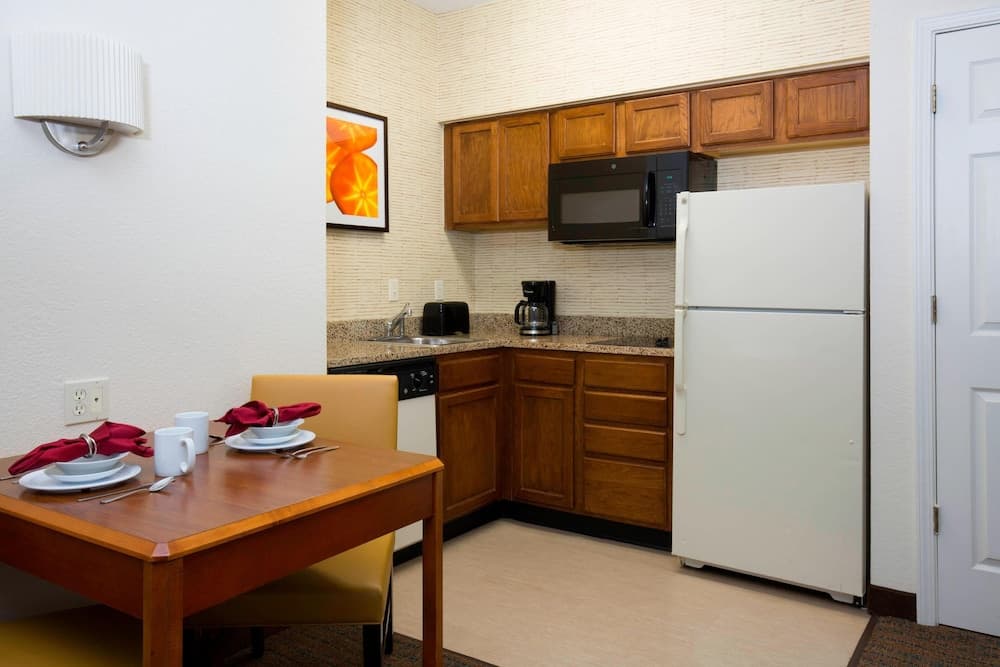 Residence Inn by Marriott Olathe Kansas City gallery photo in Olathe, KS — image 17