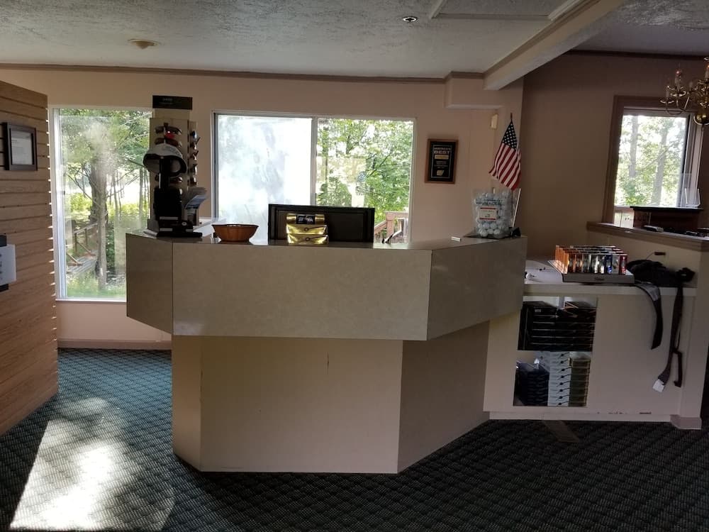 Dunmaglas Golf Course interior in Charlevoix, MI — gallery photo 2