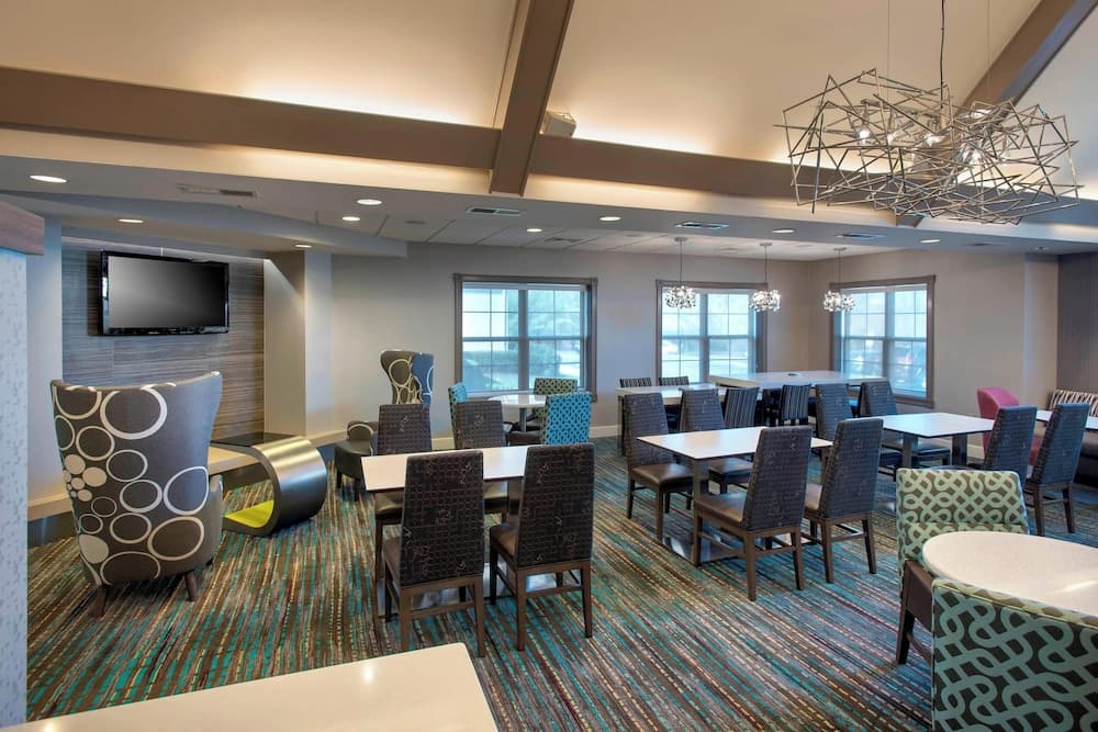 Residence Inn By Marriott Long Island Hauppauge property views in Hauppauge, NY — gallery photo 3