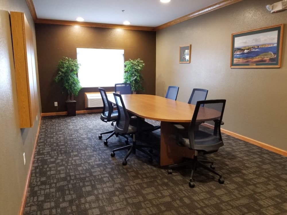 Holiday Inn Express Winfield by IHG gallery photo in Hurricane, WV — image 23