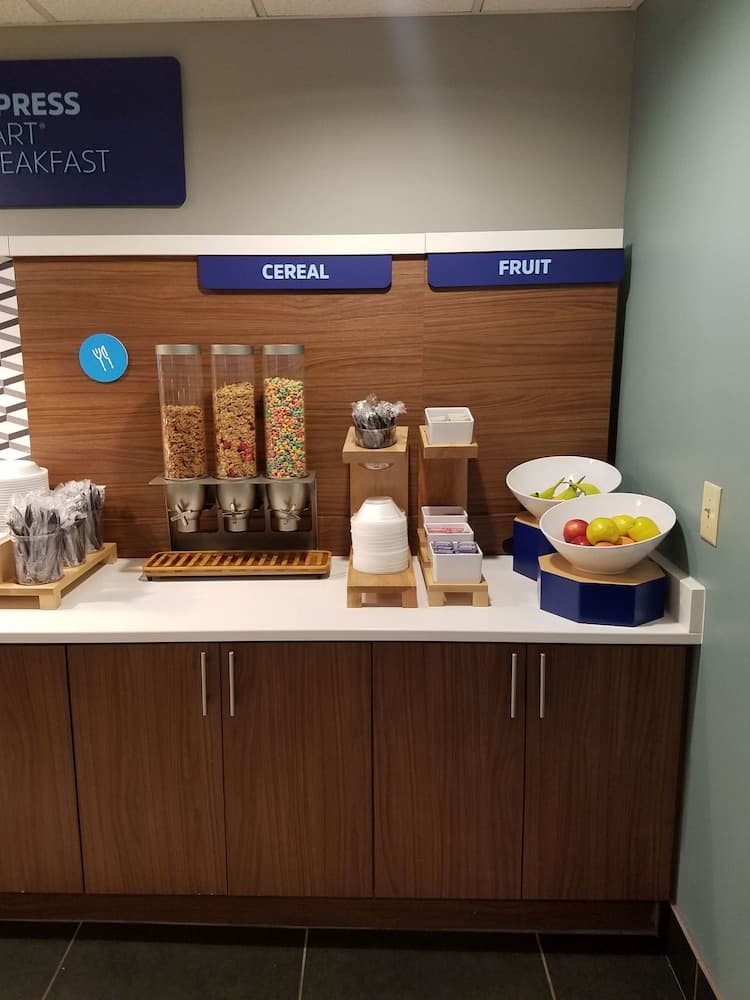 Holiday Inn Express Hotel and Suites Kingsport by IHG gallery photo in Kingsport, TN — image 18