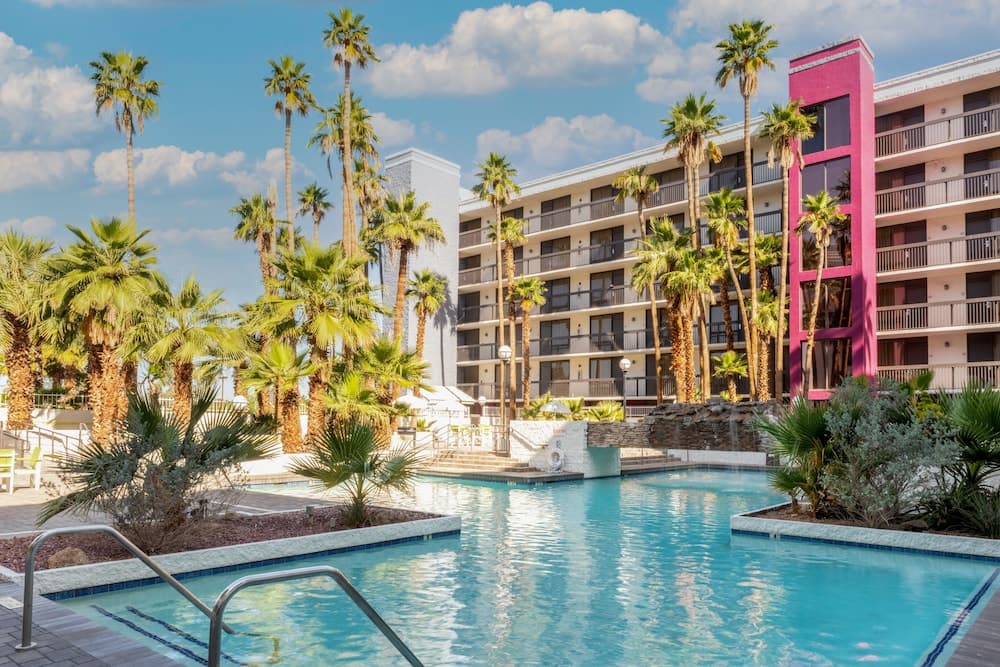 South Country Suites featured exterior or lobby in Mesa, AZ — similar hotel