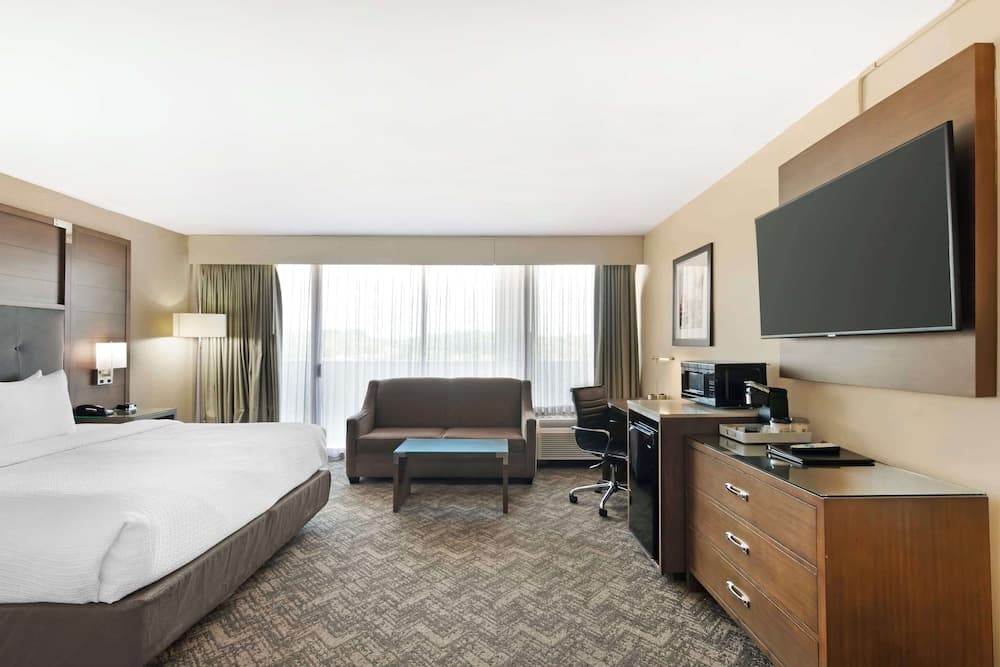 Best Western Plus Kansas City Sports Complex Hotel gallery photo in Kansas City, MO — image 32