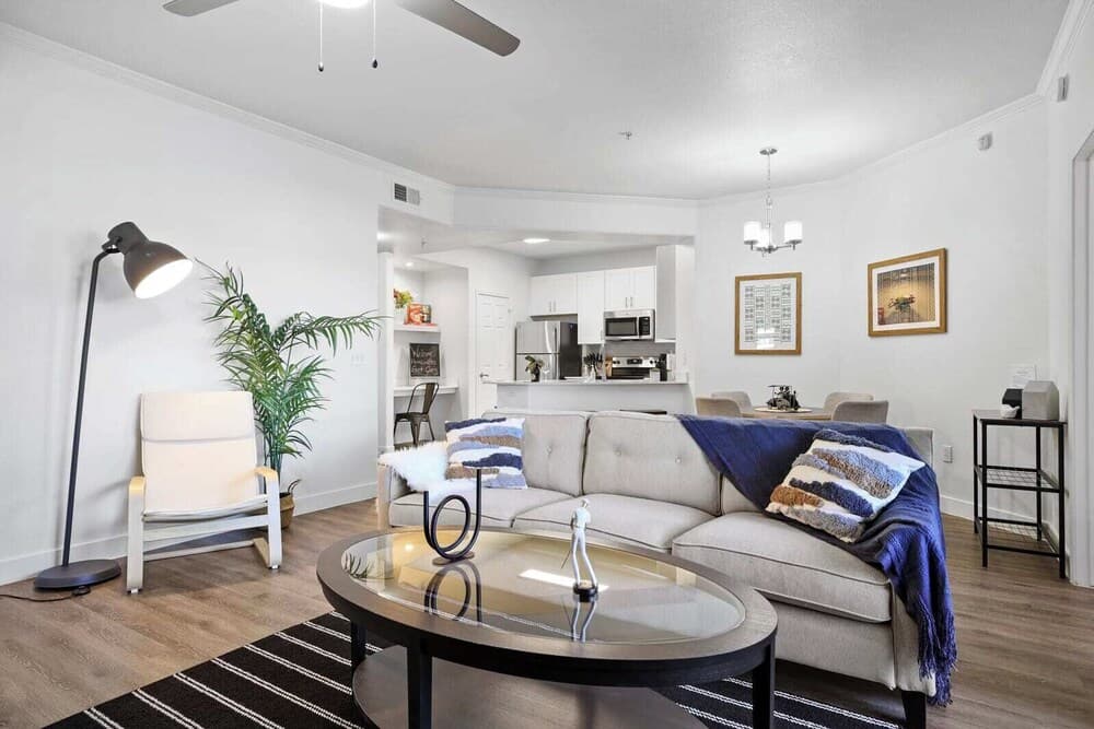Cozy Suites Glendale gallery photo in Glendale, AZ — image 32
