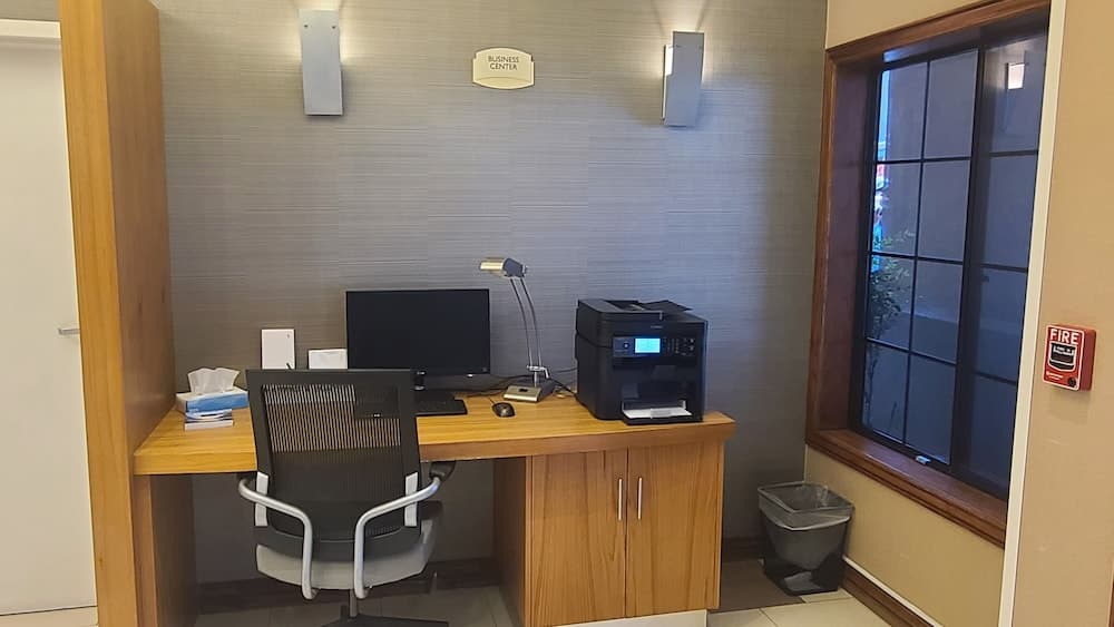 Best Western Hesperia-Victorville Suites gallery photo in Hesperia, CA — image 7