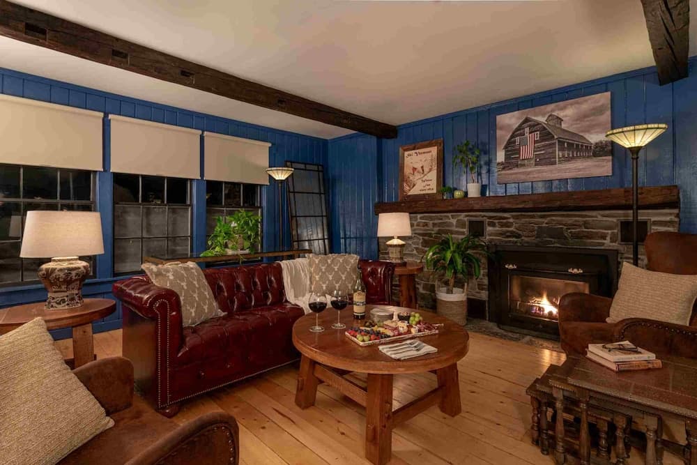Tucker Hill Lodge featured exterior or lobby in Waitsfield — similar hotel