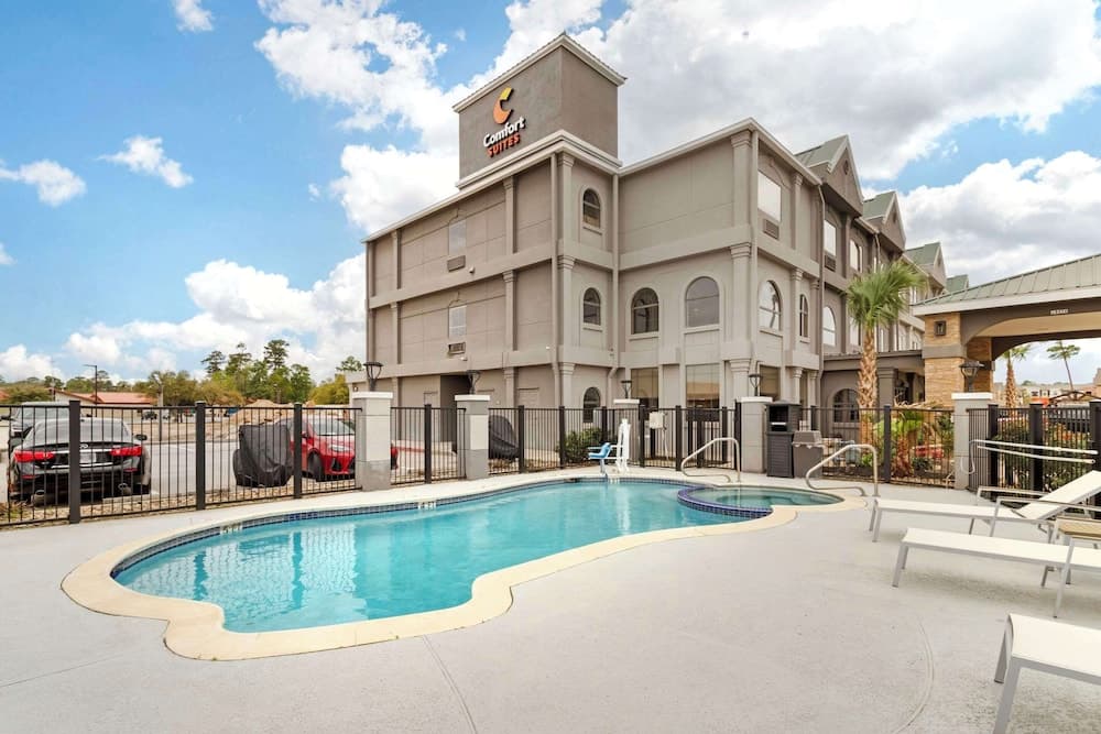 Comfort Suites Shenandoah-The Woodlands gallery photo in The Woodlands, TX — image 31