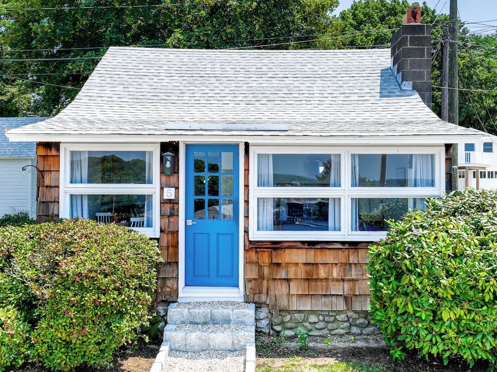 Marina Bay Cottages gallery photo in Waterford — image 104