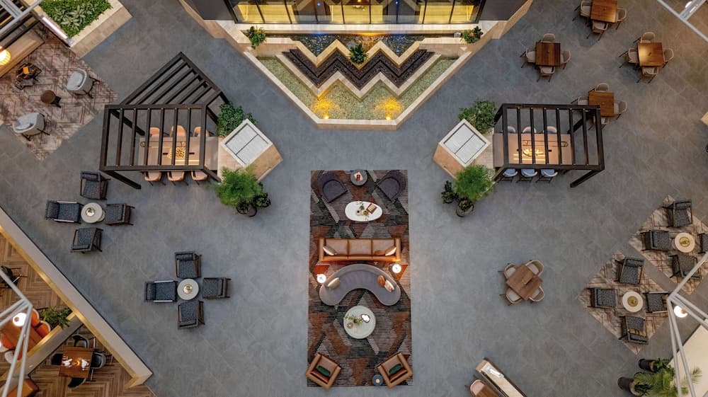 DoubleTree Suites by Hilton Hotel Salt Lake City interior in Salt Lake City, UT — gallery photo 2