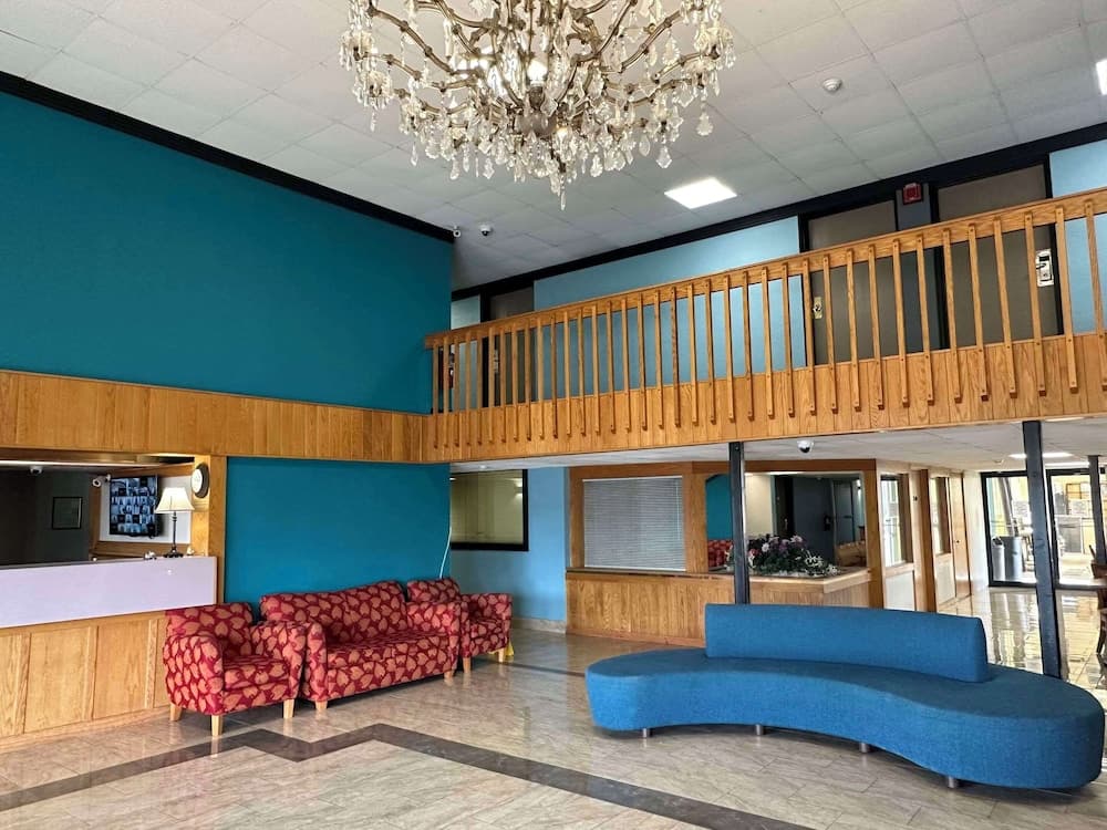 Rodeway Inn Bloomington - Normal West featured exterior or lobby in Bloomington, IL — similar hotel