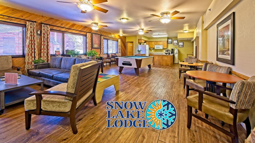 Snow Lake Lodge interior in Big Bear Lake, CA — gallery photo 2