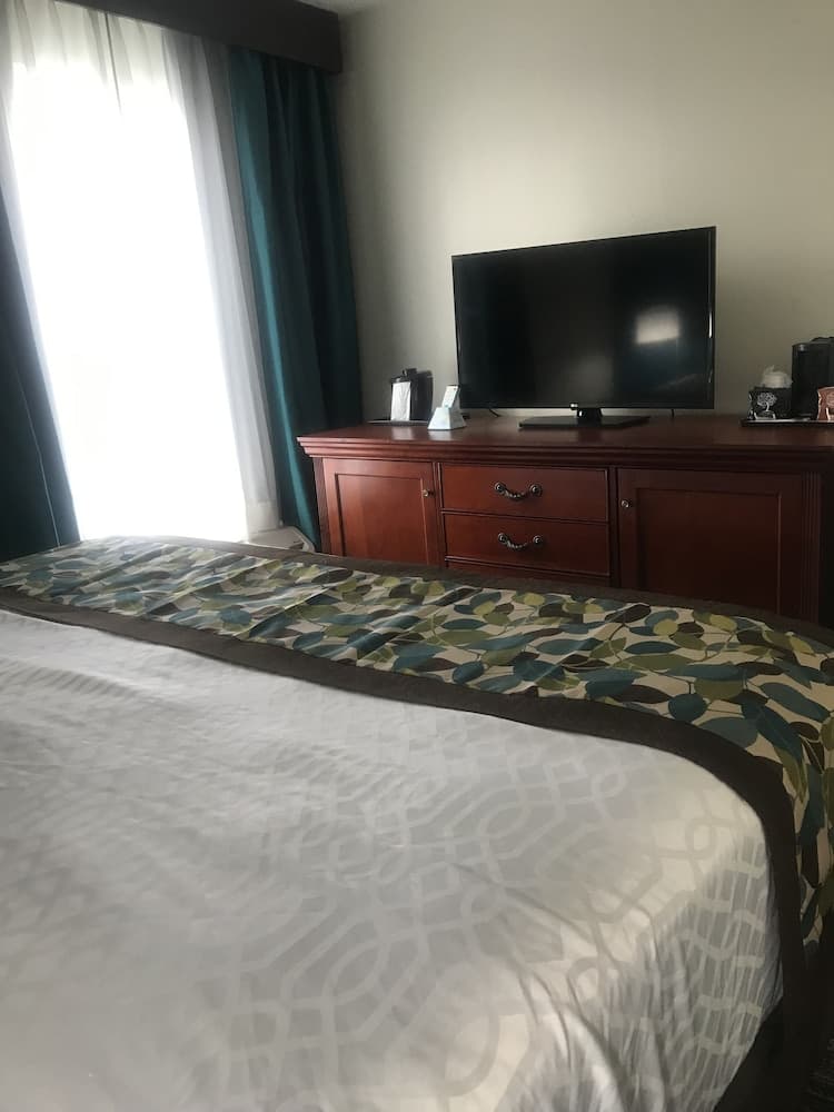 Comfort Inn & Suites O'Fallon - St. Louis Area property views in O'Fallon, IL — gallery photo 3