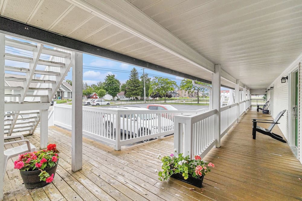 Snyder's Shoreline Inn gallery photo in Ludington, MI — image 47