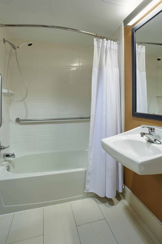 Fairfield Inn by Marriott Kalamazoo West gallery photo in Kalamazoo, MI — image 33