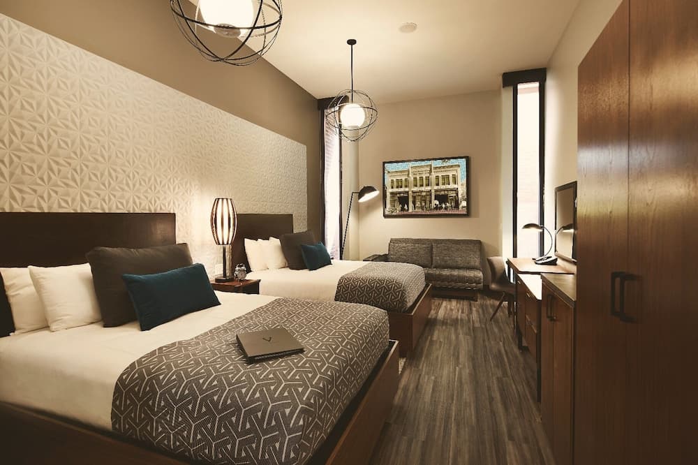 Hotel Vandivort gallery photo in Springfield, MO — image 4