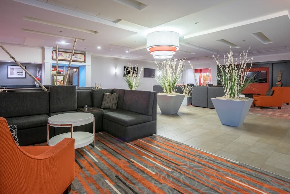 Holiday Inn Harrisburg - Hershey Area, I-81 by IHG gallery photo in Grantville, PA — image 32