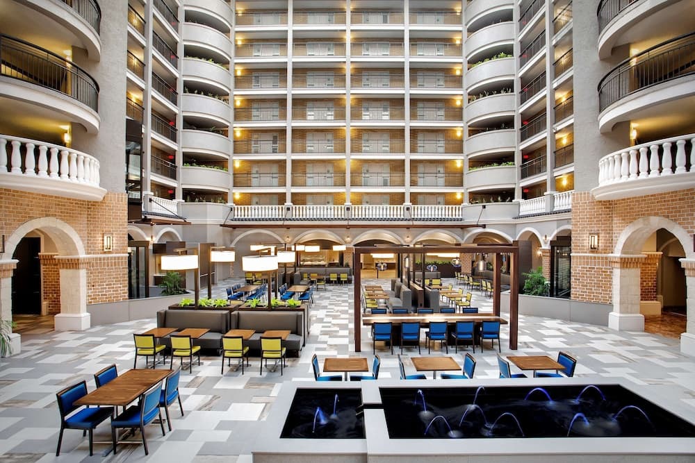 Embassy Suites by Hilton Orlando International Dr Conv Ctr interior in Orlando, FL — gallery photo 2