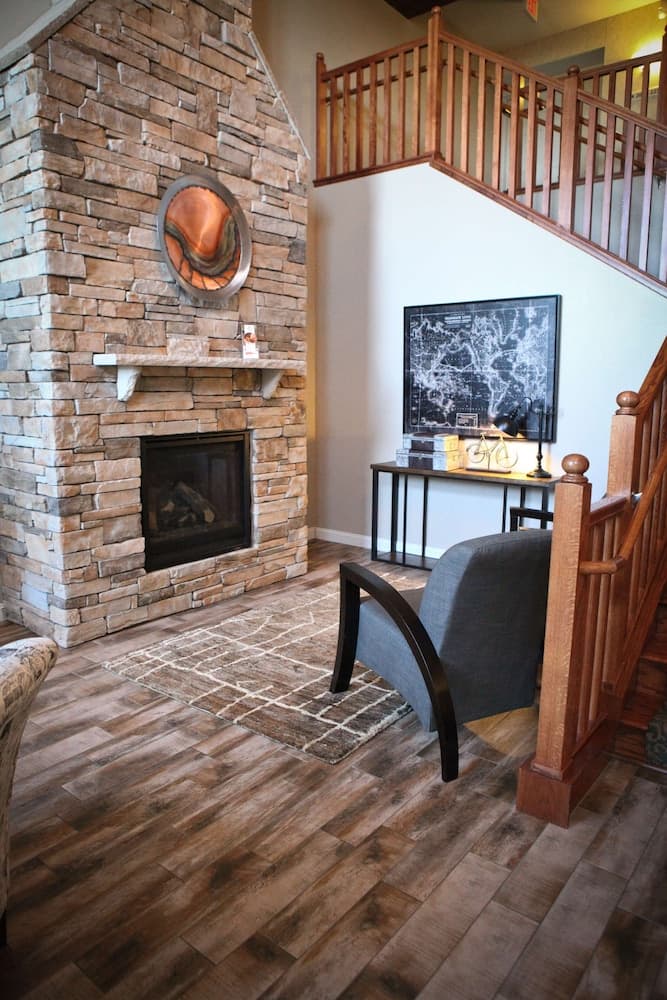 GrandStay Hotel & Suites Perham interior in Perham, MN — gallery photo 2