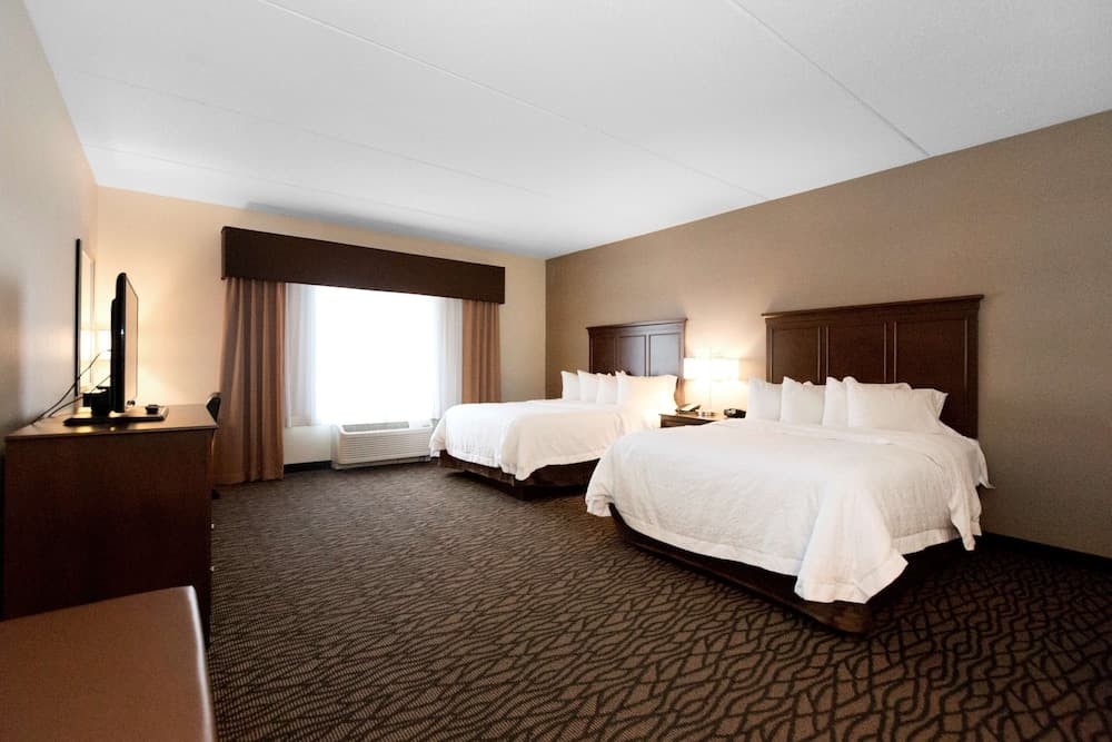 Hampton Inn Butler gallery photo in Butler, PA — image 36