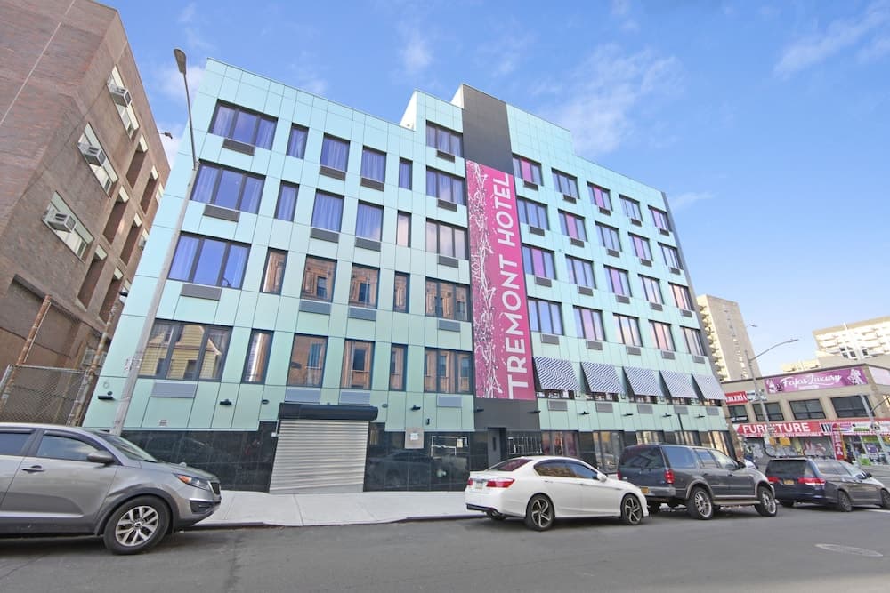 Tremont Hotel gallery photo in Bronx, NY — image 9