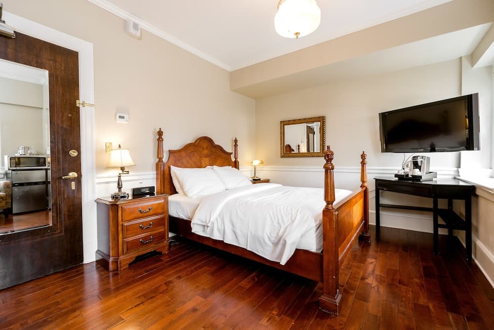 Hotel 340 gallery photo in St. Paul, MN — image 18