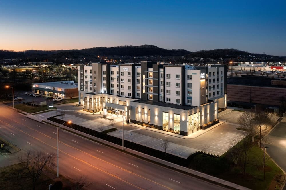 Fairfield Inn & Suites by Marriott Franklin Cool Springs featured exterior or lobby in Franklin, TN — similar hotel