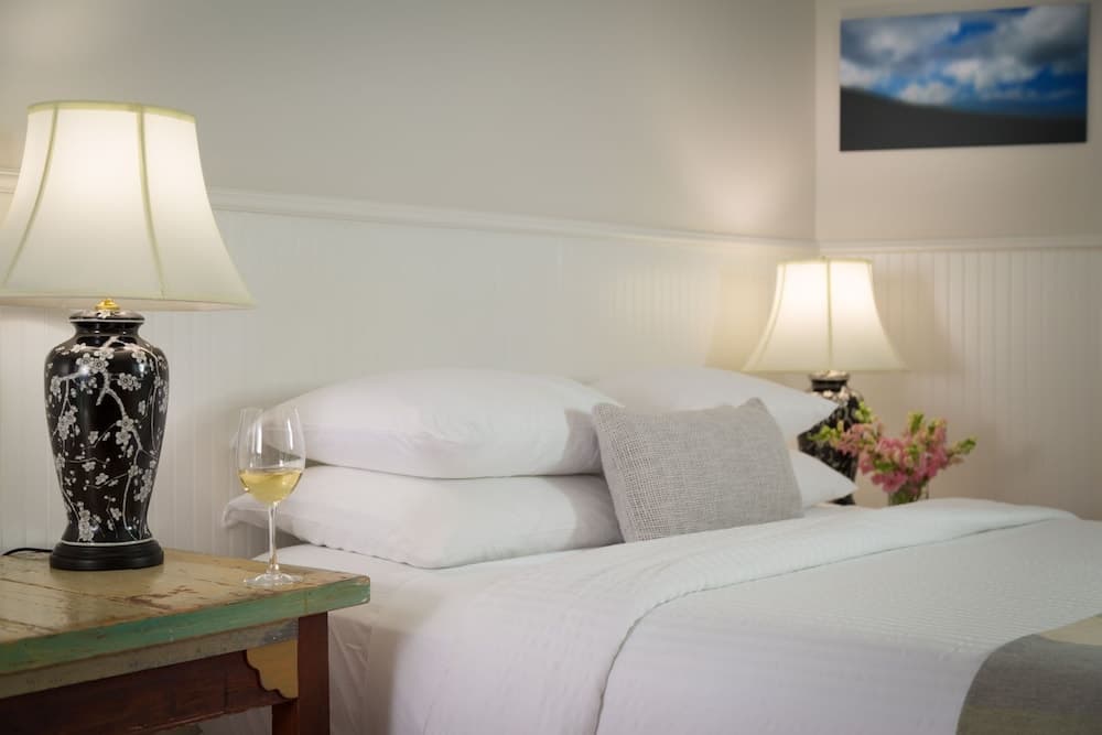 The Woodstock Inn on the Millstream gallery photo in Woodstock, NY — image 36