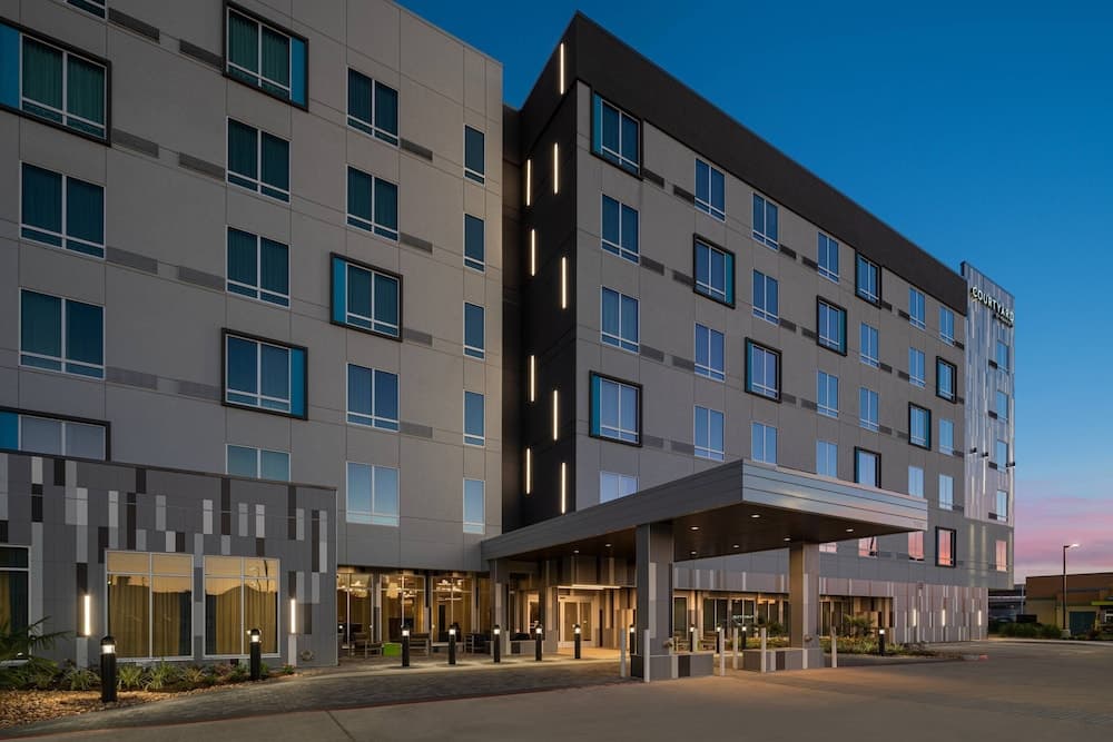 Courtyard by Marriott Houston I-10 West/Memorial featured exterior or lobby in Houston, TX — similar hotel