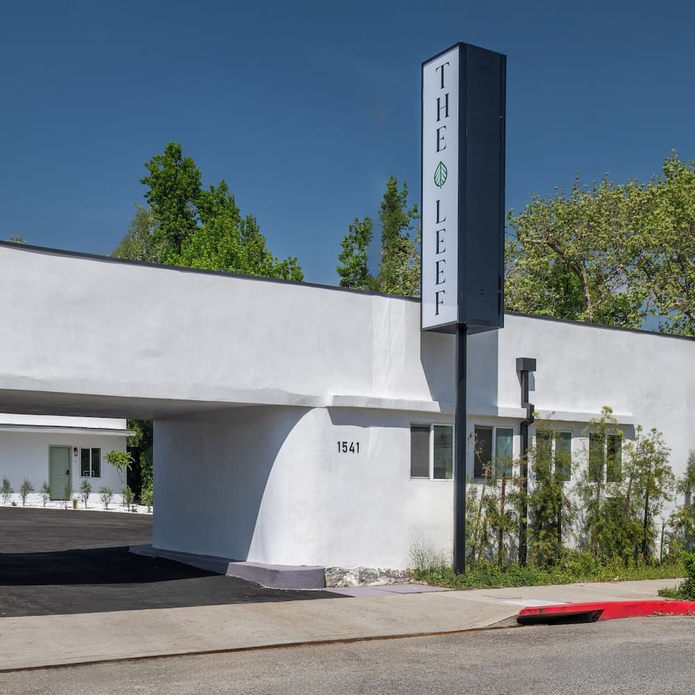 The LEEF Hotel gallery photo in Glendale, CA — image 20
