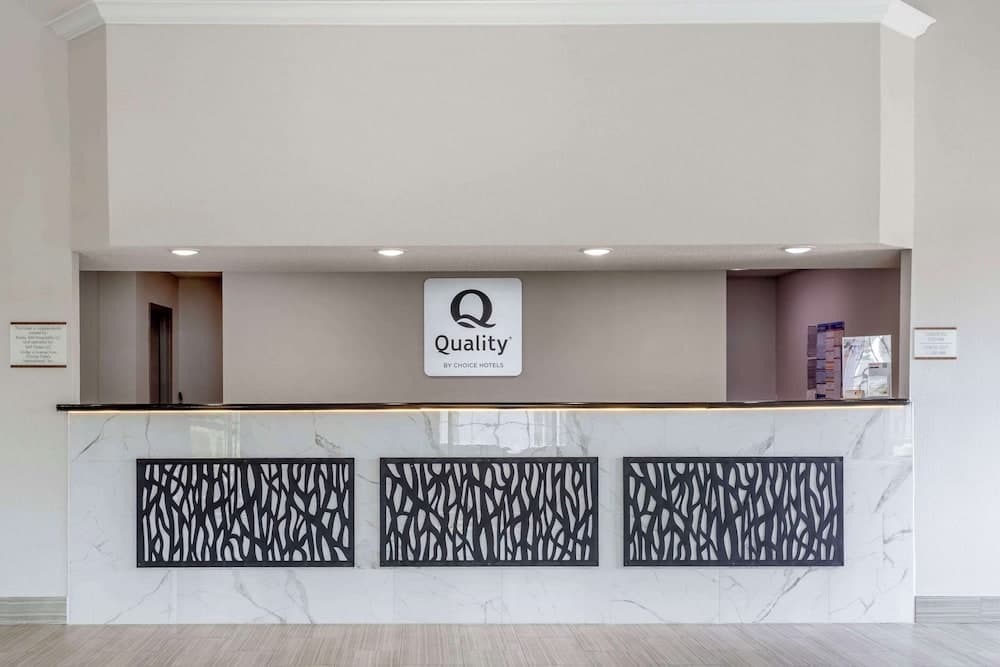 Quality Inn Ripley interior in Ripley, WV — gallery photo 2