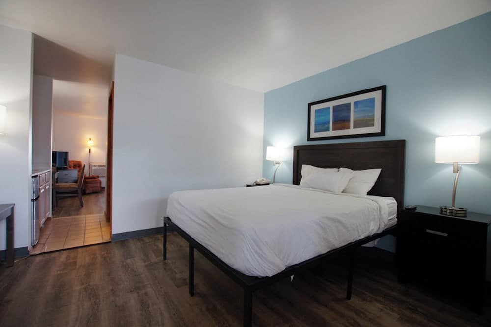 Snyder's Shoreline Inn gallery photo in Ludington, MI — image 188