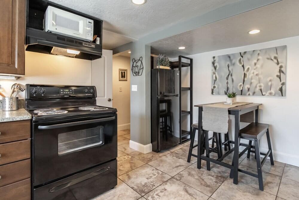 Aspenwood Manor South gallery photo in Provo, UT — image 146