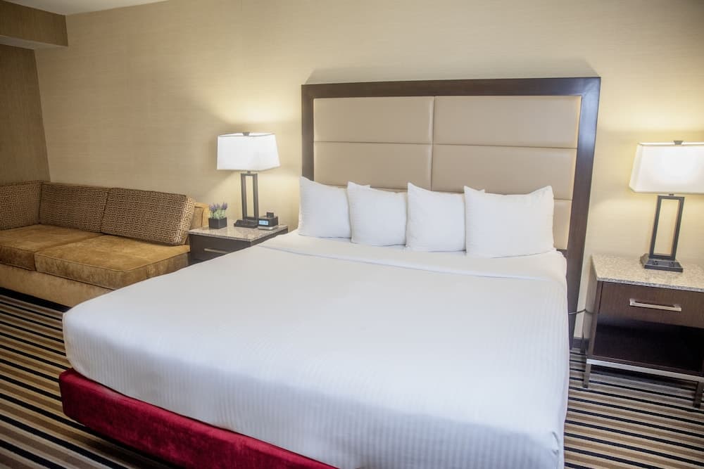 The Madison Concourse Hotel and Governor's Club interior in Madison, WI — gallery photo 2