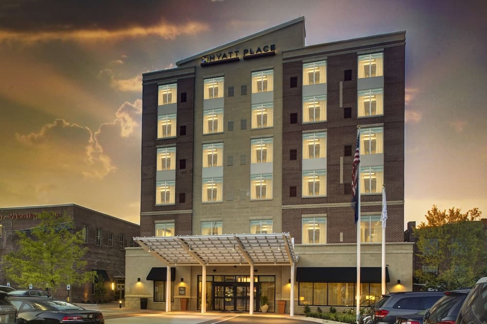 Hyatt Place Columbia/Downtown/The Vista featured exterior or lobby in Columbia, SC — similar hotel