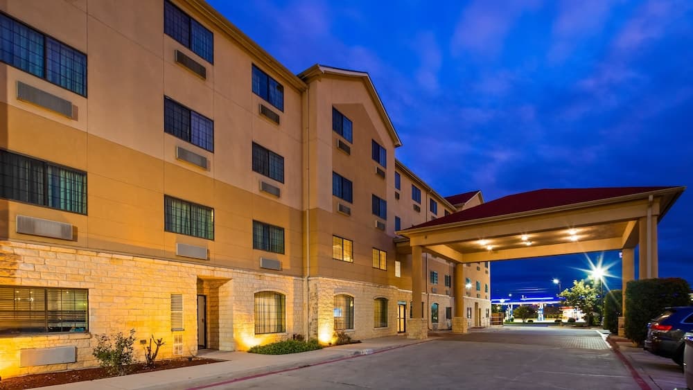 Best Western Windsor Pointe Hotel & Suites-Frost Bank Center featured exterior or lobby in San Antonio, TX — similar hotel