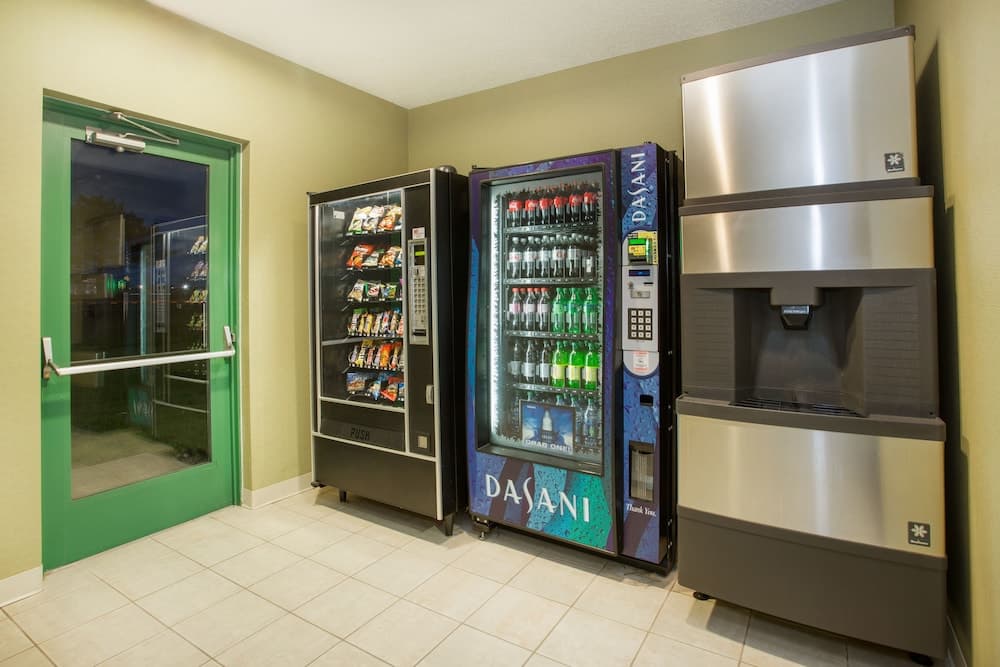 Kalamazoo Hotel and Suites gallery photo in Kalamazoo, MI — image 34