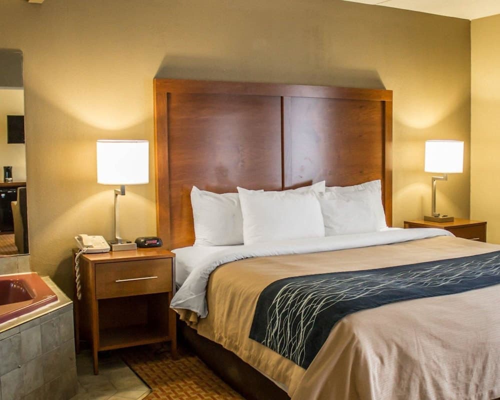 Quality Inn Akron South gallery photo in Akron, OH — image 12