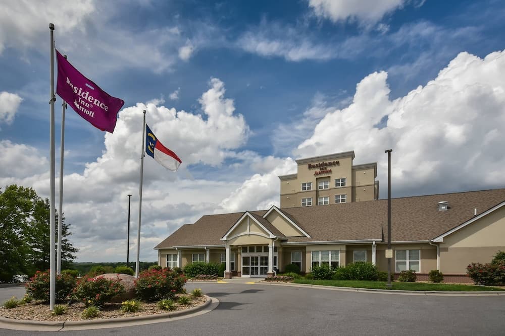 Residence Inn Marriott Concord gallery photo in Concord, NC — image 14