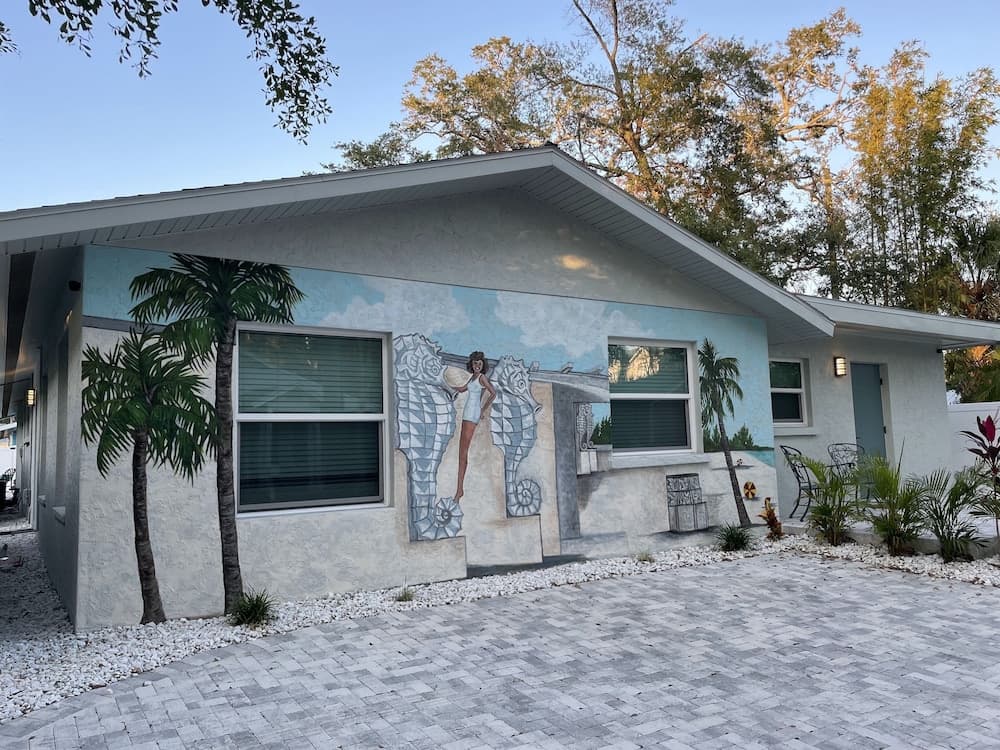 El Tropicale Vacation Rentals featured exterior or lobby in Sarasota, FL — similar hotel
