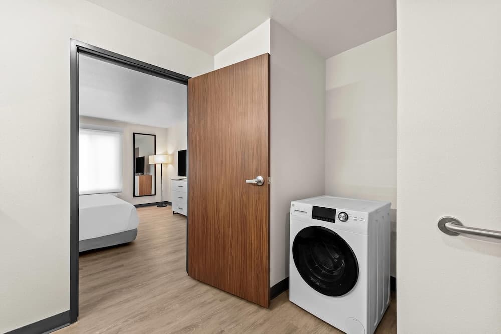 Everhome Suites Brownsville gallery photo in Brownsville, TX — image 24