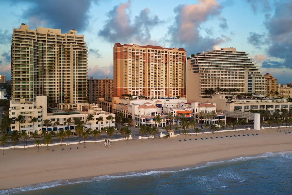 Marriott's BeachPlace Towers featured exterior or lobby in Fort Lauderdale, FL — similar hotel