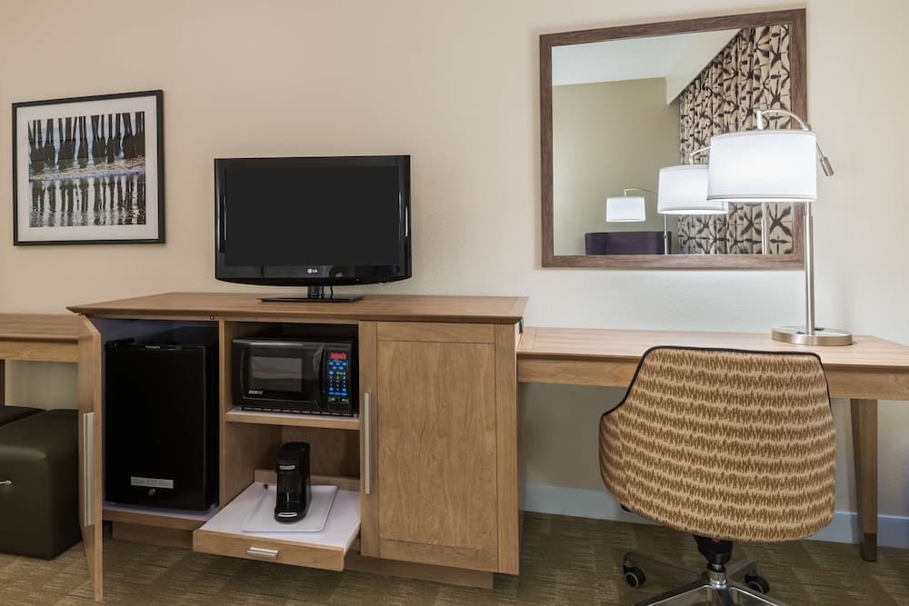 Hampton Inn Bonita Springs/Naples-North gallery photo in Bonita Springs, FL — image 5