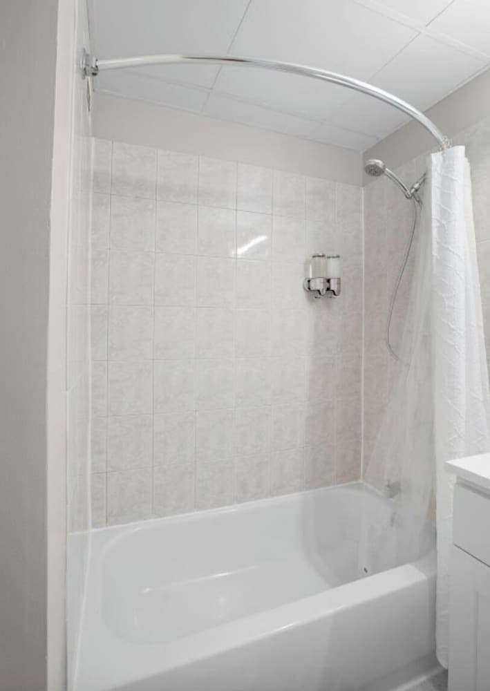 Crown New Haven Hotel At Yale gallery photo in New Haven, CT — image 22