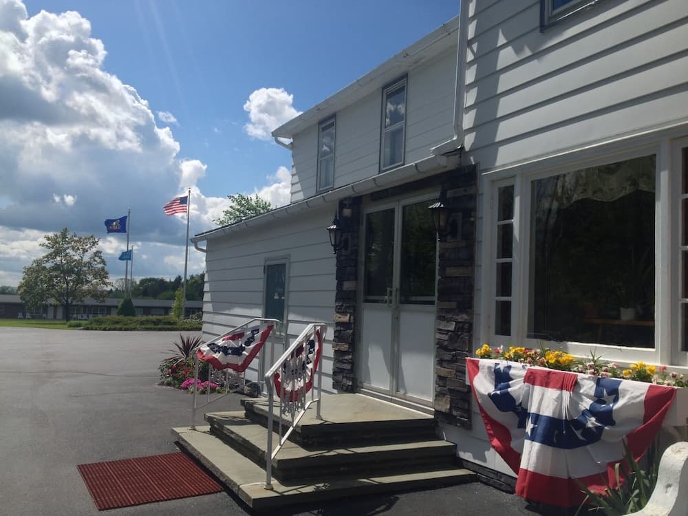 Lukans Farm Resort — hotel in Hawley, Pennsylvania