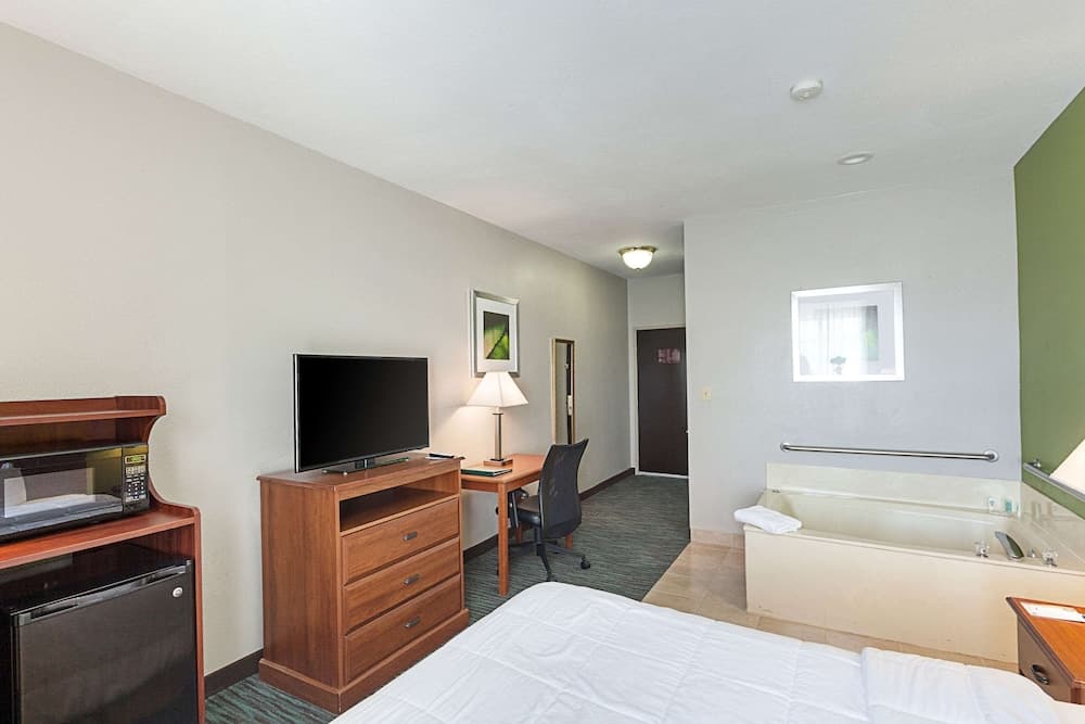 Quality Inn Mesquite - Dallas East gallery photo in Mesquite, TX — image 14