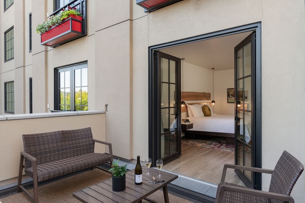The Gordon Hotel gallery photo in Eugene, OR — image 19