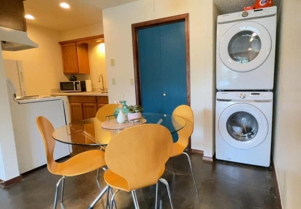 OU-2 Bedroom 1 bath next OU gallery photo in Norman, OK — image 6